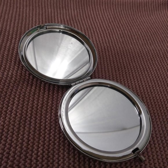 Enameled Crystal Rose Folding Pocket Mirror 2sides - Picture 13 of 15